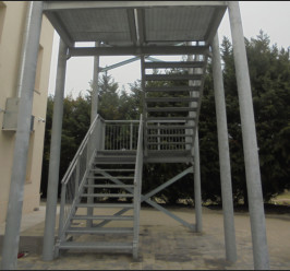 Realizzazione scale e ringhiere