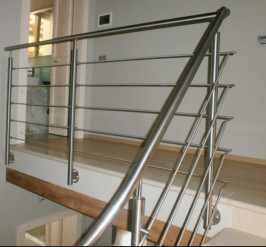 Realizzazione scale e ringhiere