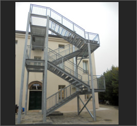 Realizzazione scale e ringhiere